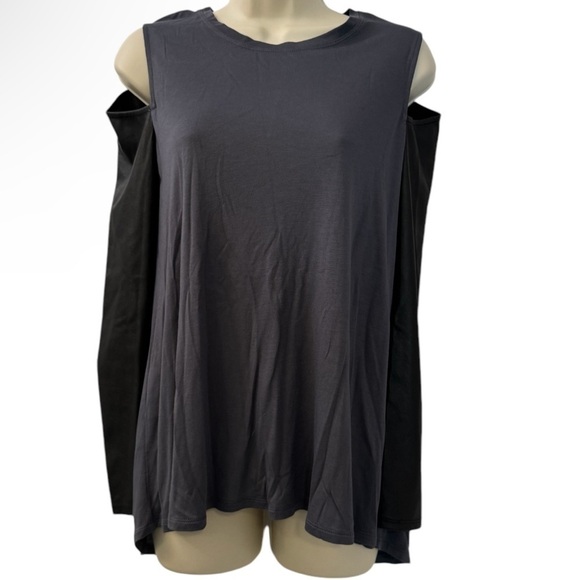 BCBG Max Azria Women’s Cold Shoulder Long Sleeve Top “Judson” Size XS NWT - Picture 1 of 10